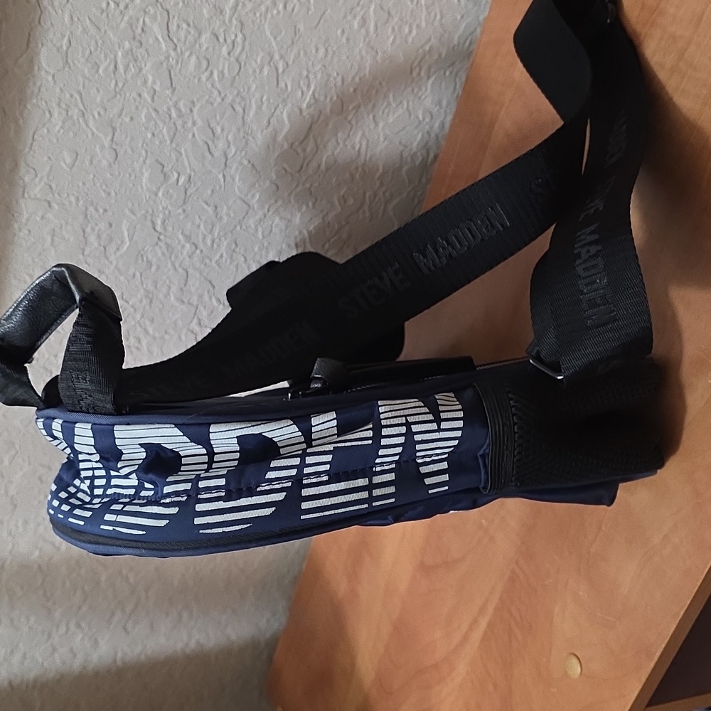 Steve Madden Small Blue Backpack - Picture 4 of 17